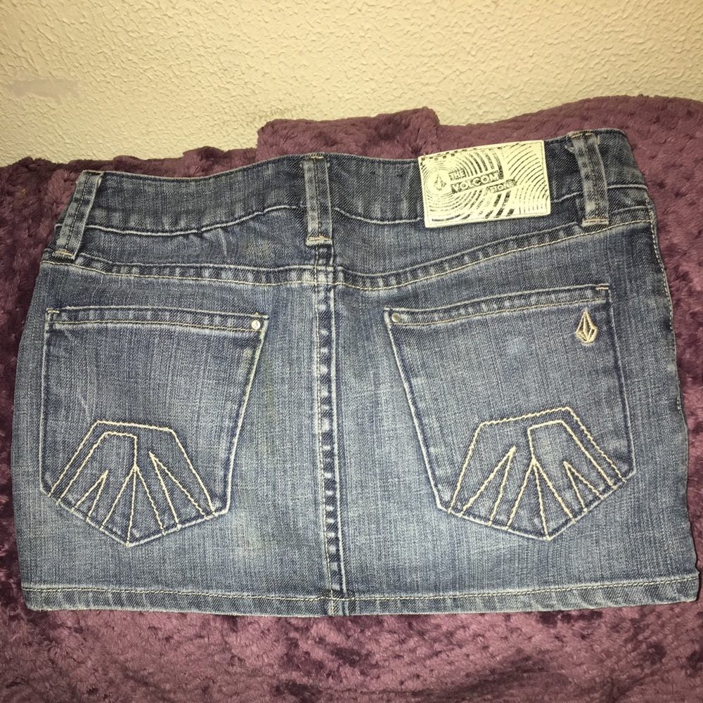 VOLCOM DENIM MINI SKIRT